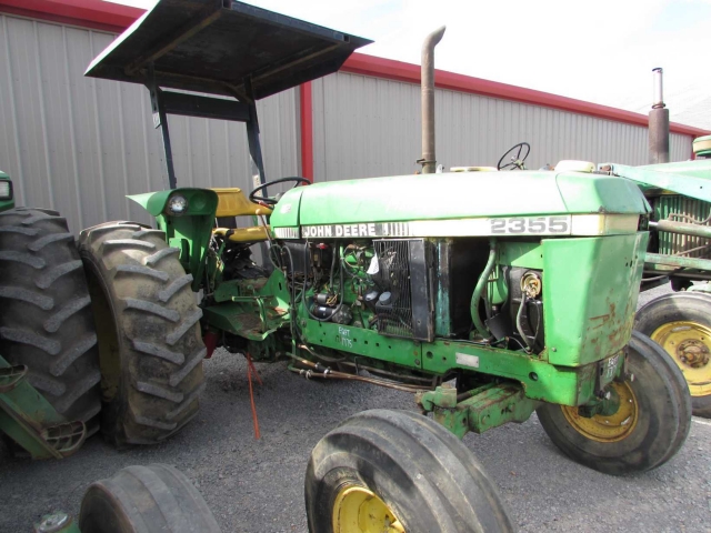 John Deere 2355 Picture 2