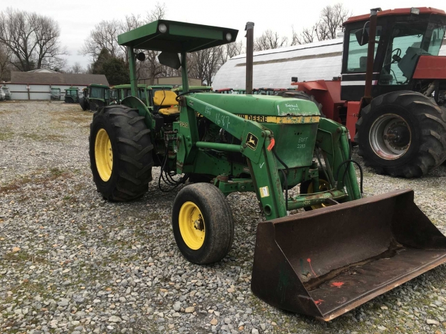 John Deere 2550 Picture 2