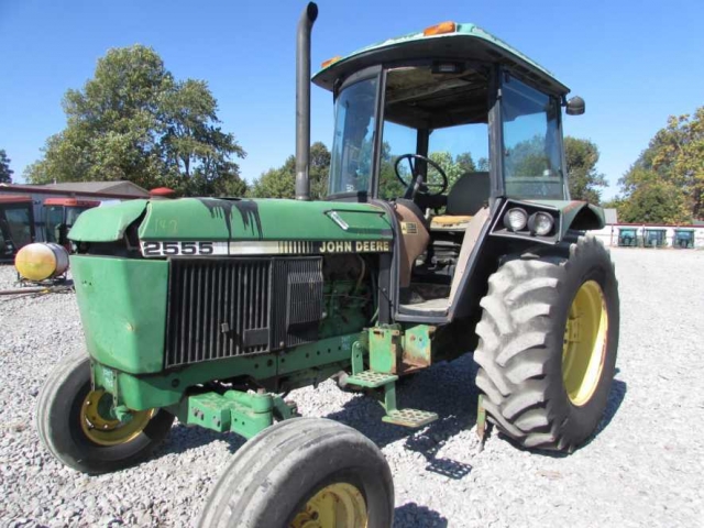 John Deere 2555 Picture 1