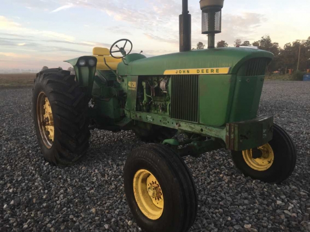 John Deere 4020 Picture 1