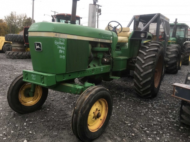 John Deere 4230 Picture 2