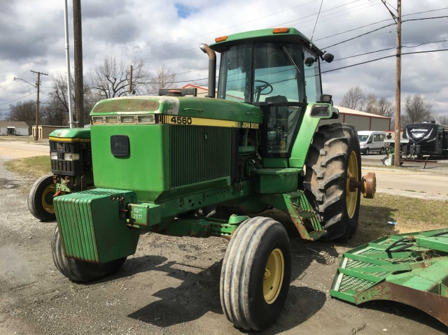 John Deere 4560 Picture 2