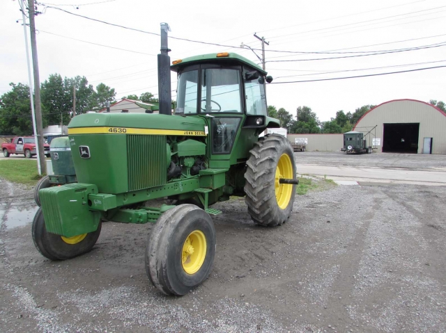 John Deere 4630 Picture 1