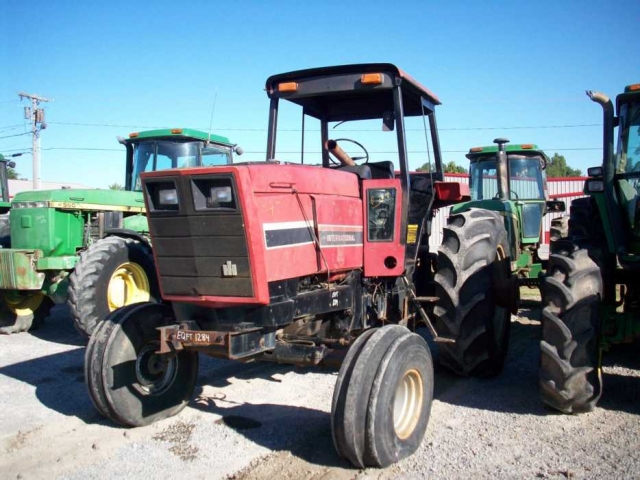 International Harvester (IH) 5488 Picture 2