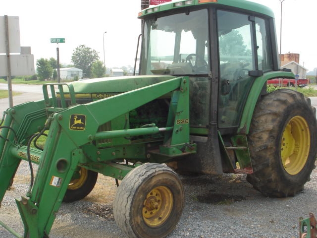 John Deere 6300 Picture 2