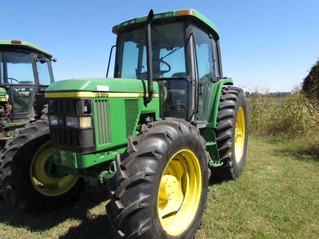 John Deere 6410 Picture 1