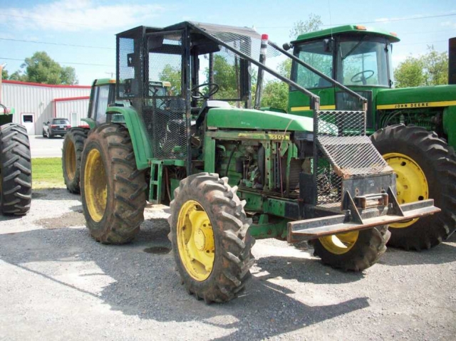 John Deere 6605 Picture 2