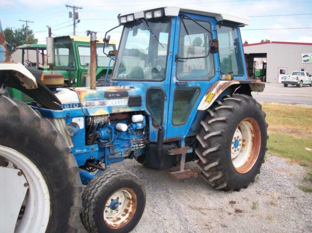 Ford - New Holland 6610 Picture 2