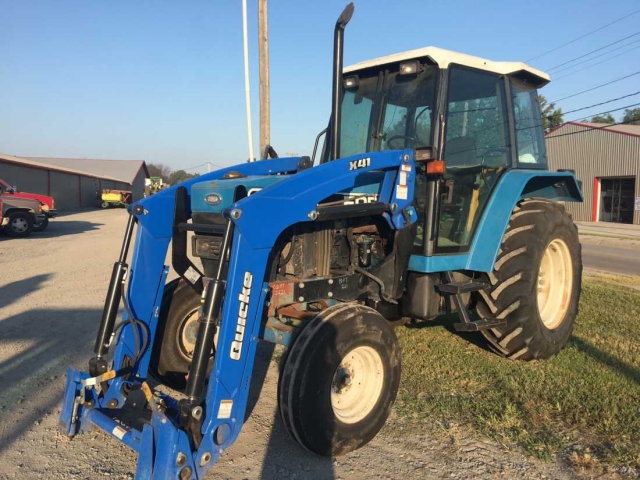 Ford - New Holland 6640 Picture 1