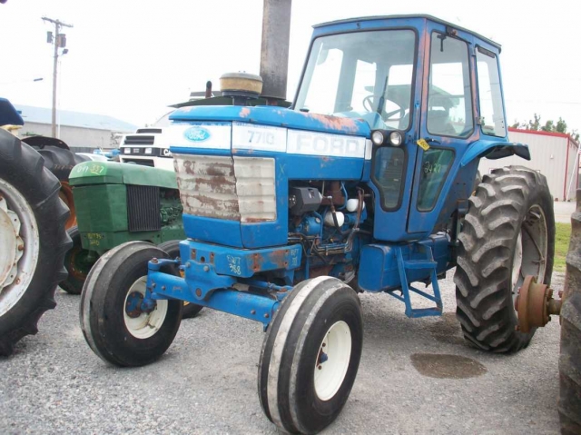 Ford - New Holland 7710 Picture 2