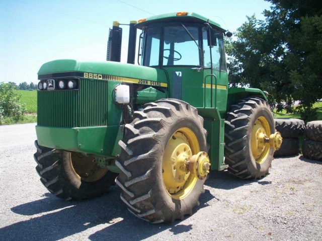 John Deere 8650 Picture 2