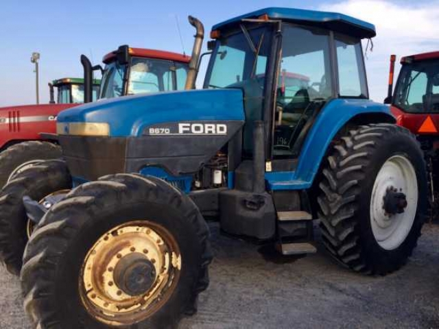 Ford - New Holland 8670 Picture 2