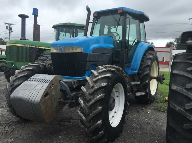 Ford - New Holland 8970 Picture 2