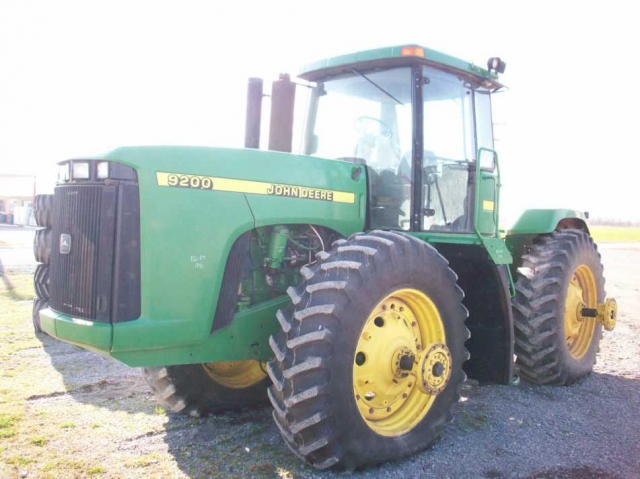 John Deere 9200 Picture 2