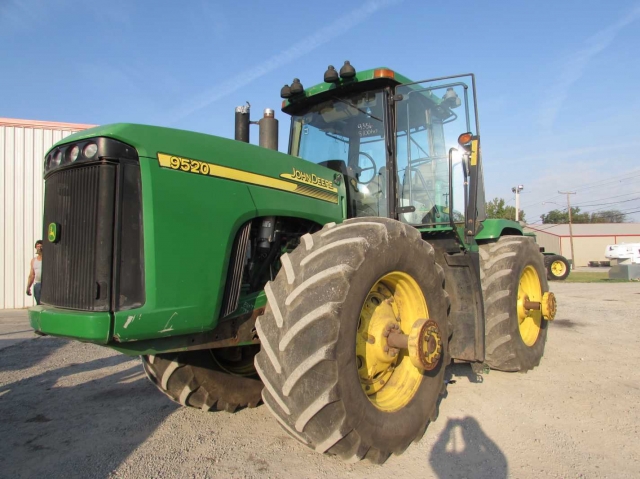 John Deere 9520 Picture 2