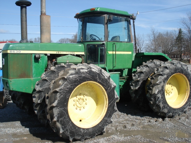 John Deere 8630 Picture 2