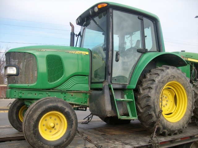 John Deere 6320 Picture 2