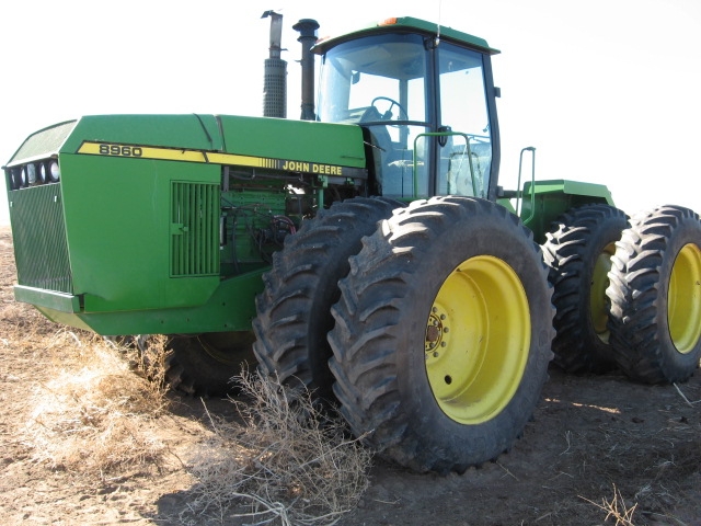 John Deere 8960 Picture 1