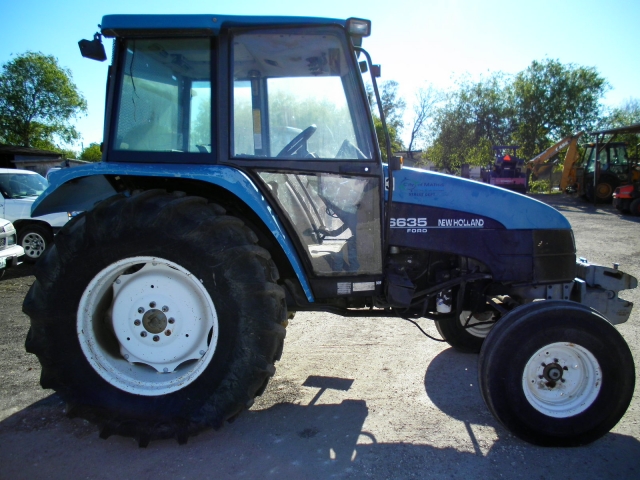 Ford - New Holland 6635 Picture 2