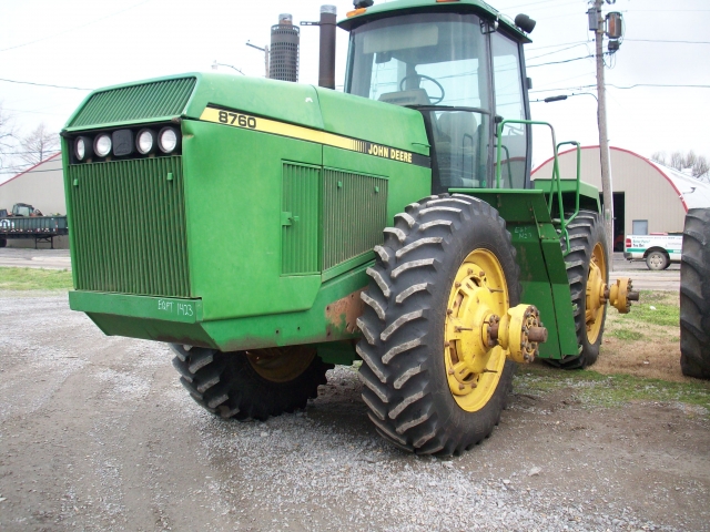 John Deere 8760 Picture 2