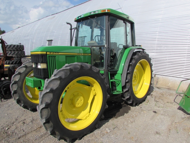 John Deere 6400 Picture 1