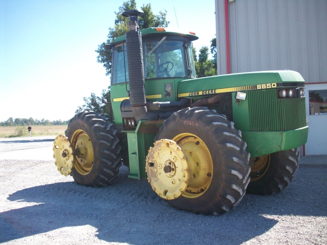 John Deere 8650 Picture 2