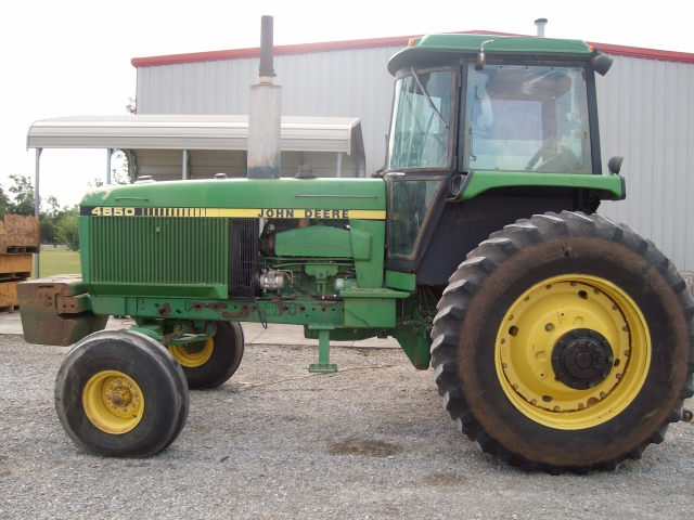 John Deere 4650 Picture 1