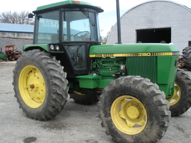 John Deere 3150 Picture 1