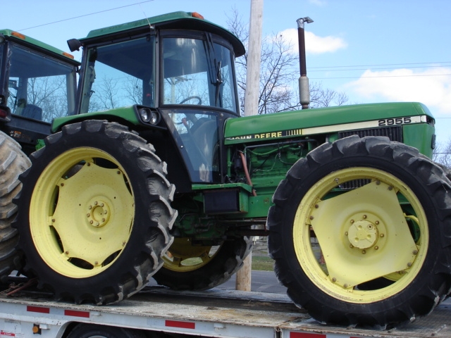 John Deere 2955 Picture 1