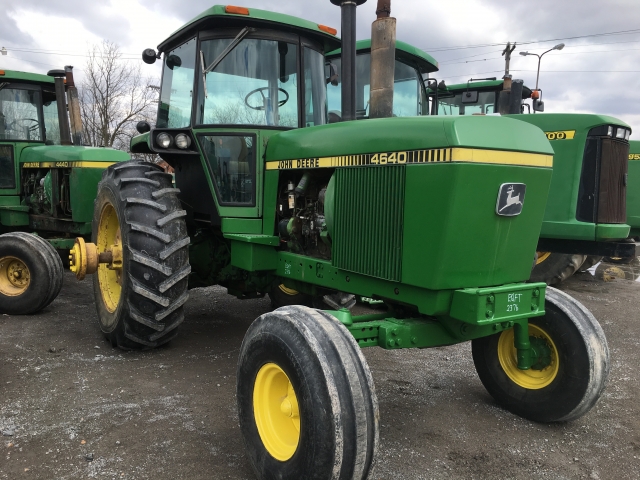 John Deere 4640 Picture 2