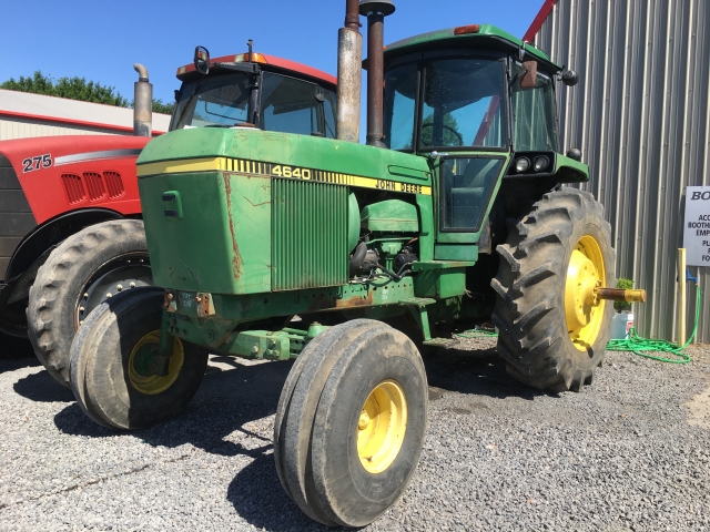 John Deere 4640 Picture 1
