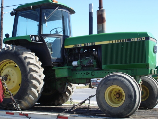 John Deere 4850 Picture 1