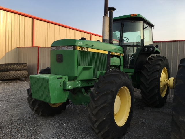 John Deere 4955 Picture 2