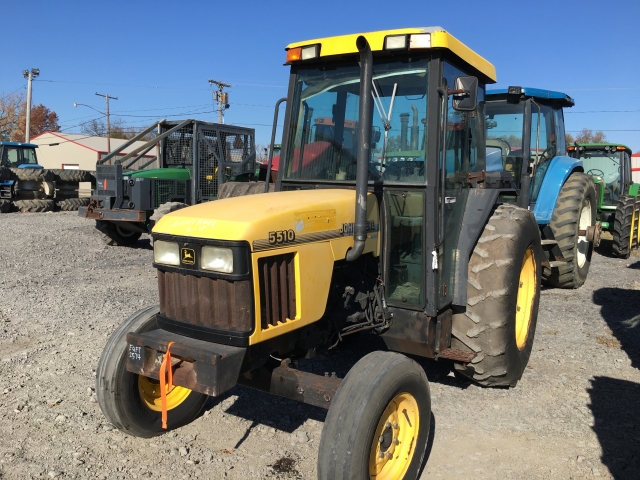 John Deere 5510 Picture 1