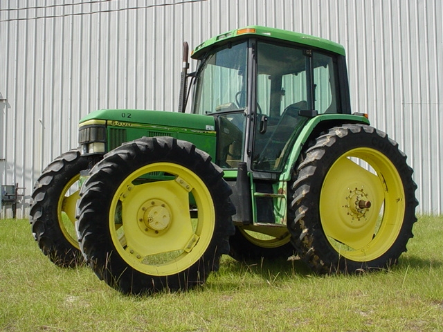 John Deere 6400 Picture 2