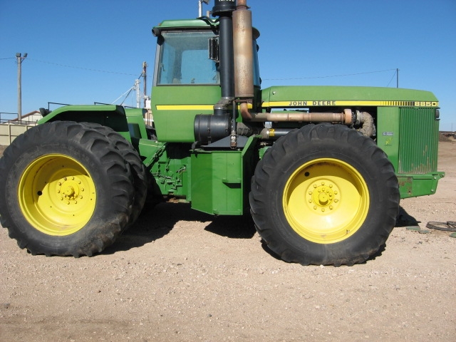 John Deere 8850 Picture 2