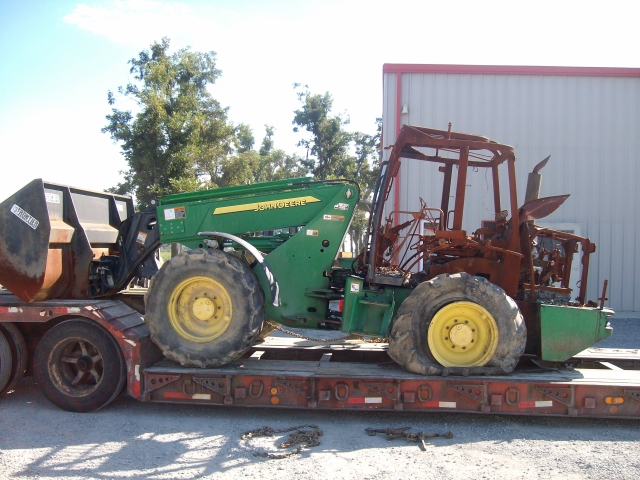 John Deere 3800 Telehandler Picture 1