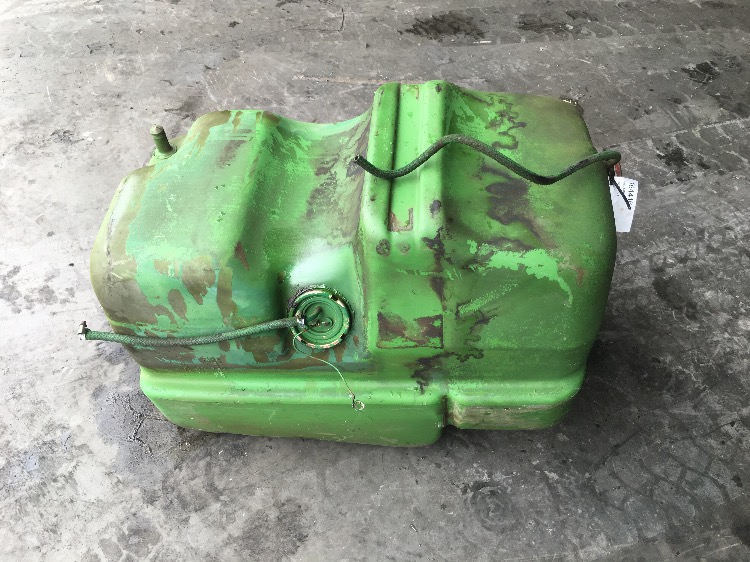 John Deere 2950 Fuel Tank (AL37532) Stock number 164416 eBay