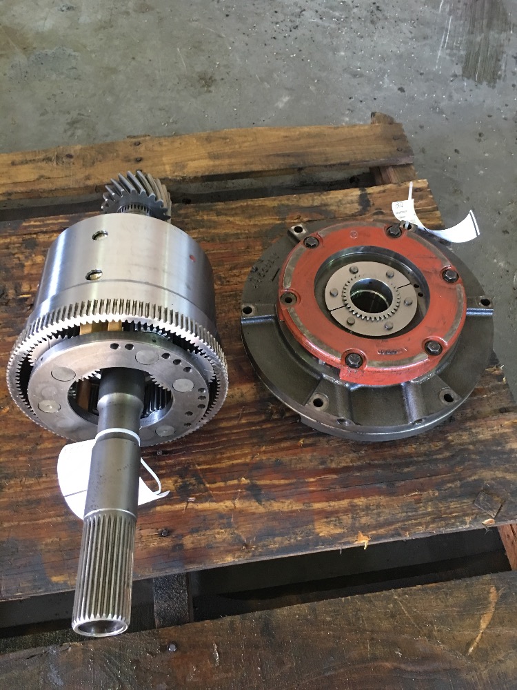 CSB252294534 CASE/CASE I.H. 2294 Power Shift Trans & Parts