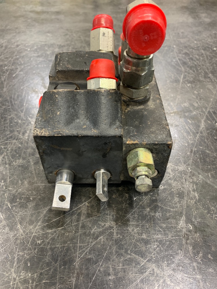 TOR-108-7476 Screw Previously 120-0185 x1 