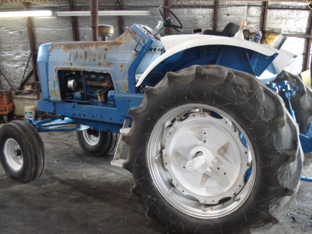 Ford 8000 tractor salvage #5