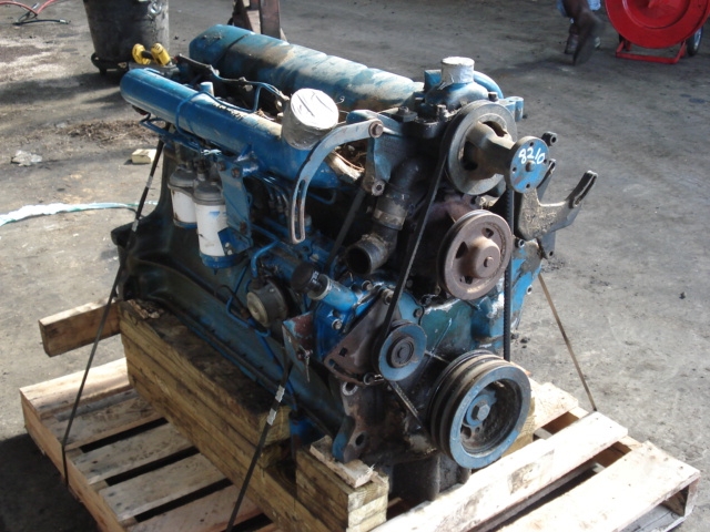 Ford 401 tractor engine #2