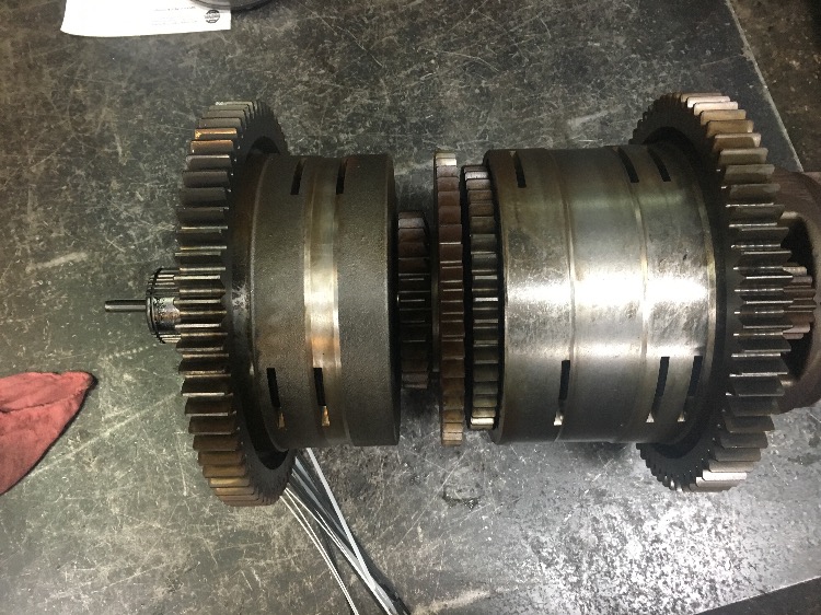 john-deere-8400-john-deere-8400-power-shift-trans-parts
