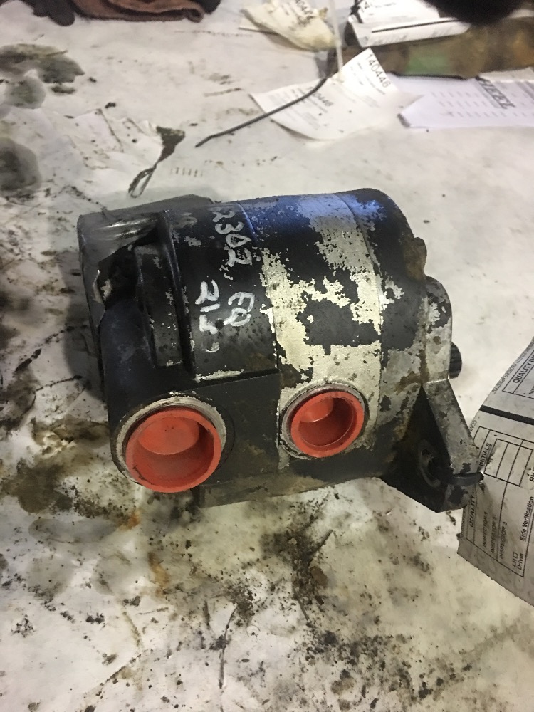 ih-farmall-5488-hydraulic-pump-parts