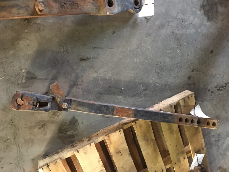 New Holland T8.300 Drawbar