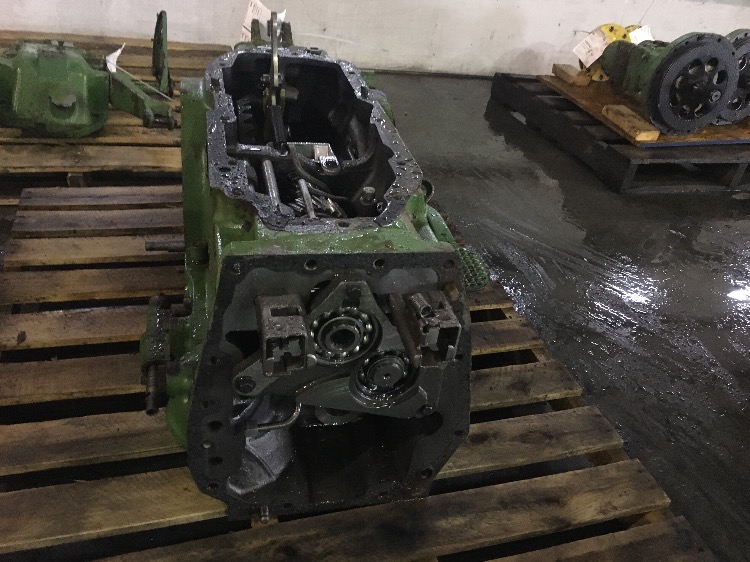 John Deere Collar Shift Transmission