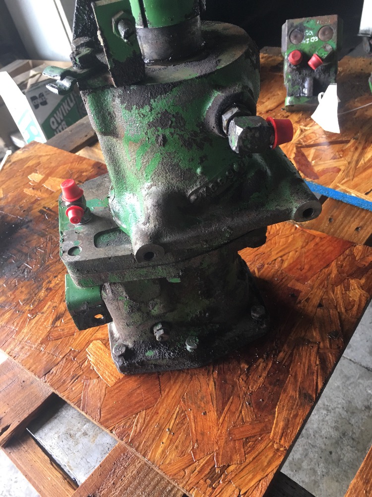 AR43809.A4 John Deere 4020 Steering Valve Bootheel Tractor Parts