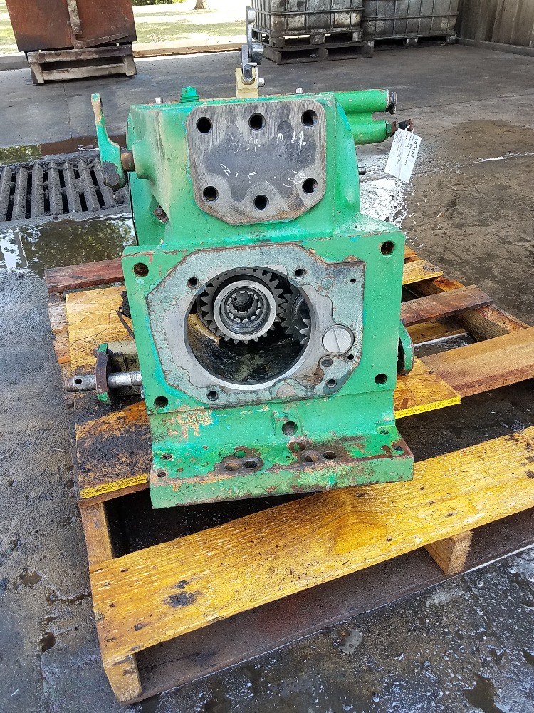 John Deere 3155 Mechanical Trans & Parts