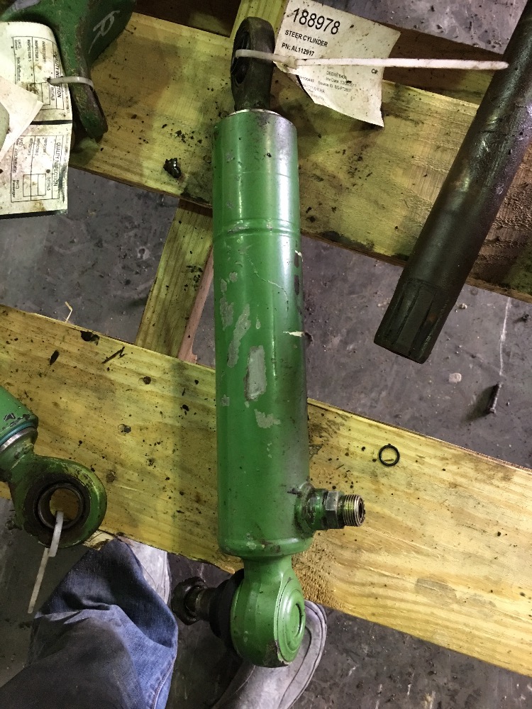 John Deere Steer Cylinder for John Deere 2955, 3055, 3255, 6110, 6120