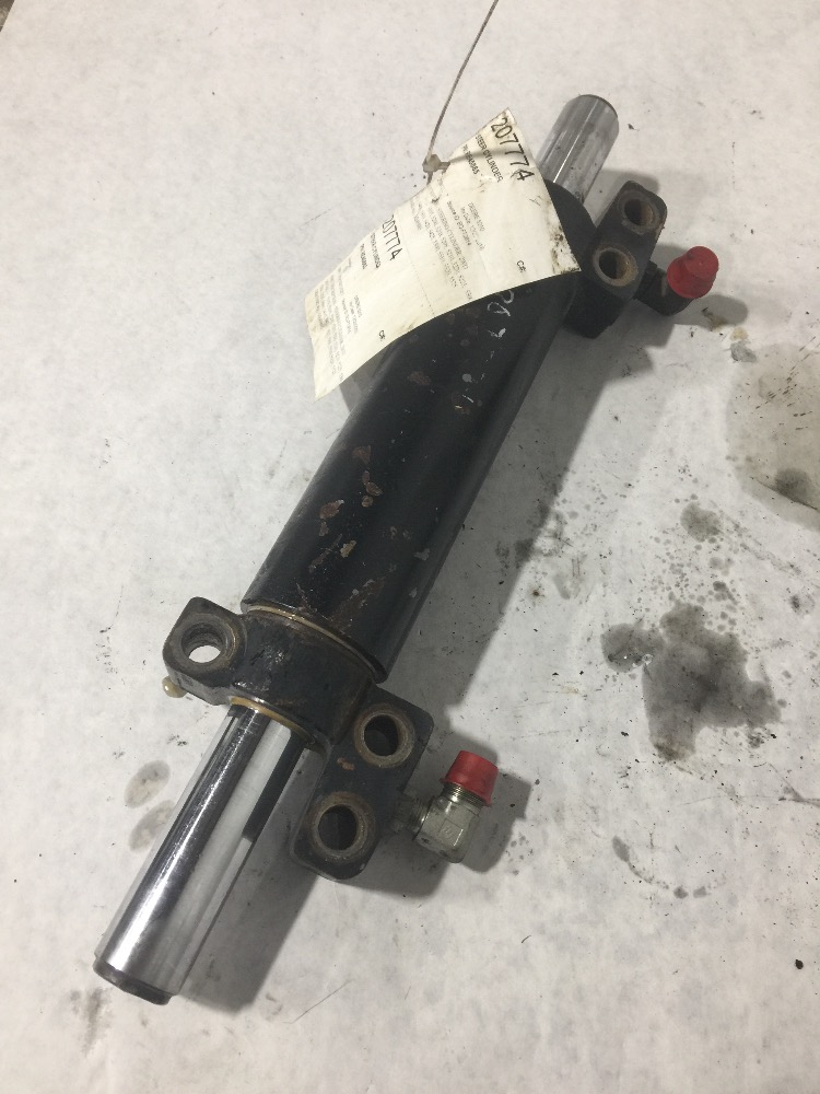 RE45885 John Deere 5200 Steer Cylinder Bootheel Tractor Parts